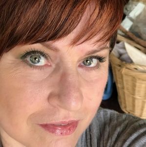 Meet your Posher, Johnalyn